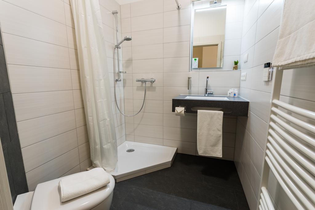 Apartmenthaus Koenigsallee Bayreuth Bagian luar foto